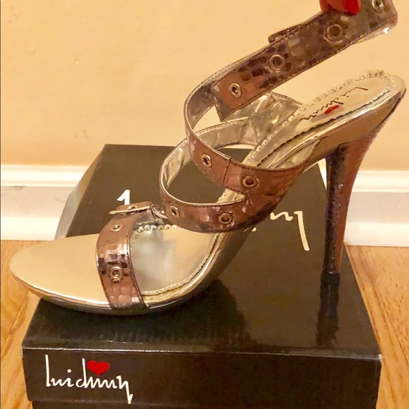 Silver strapped heel sandal - Picture 2 of 3